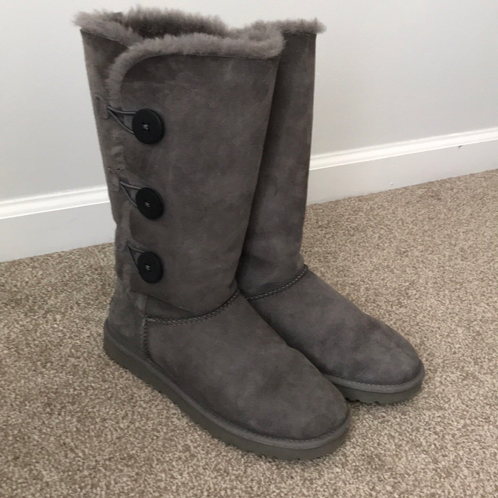 Bailey button Uggs